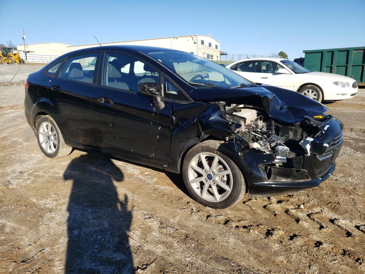 2019 FORD FIESTA SE - Image 4