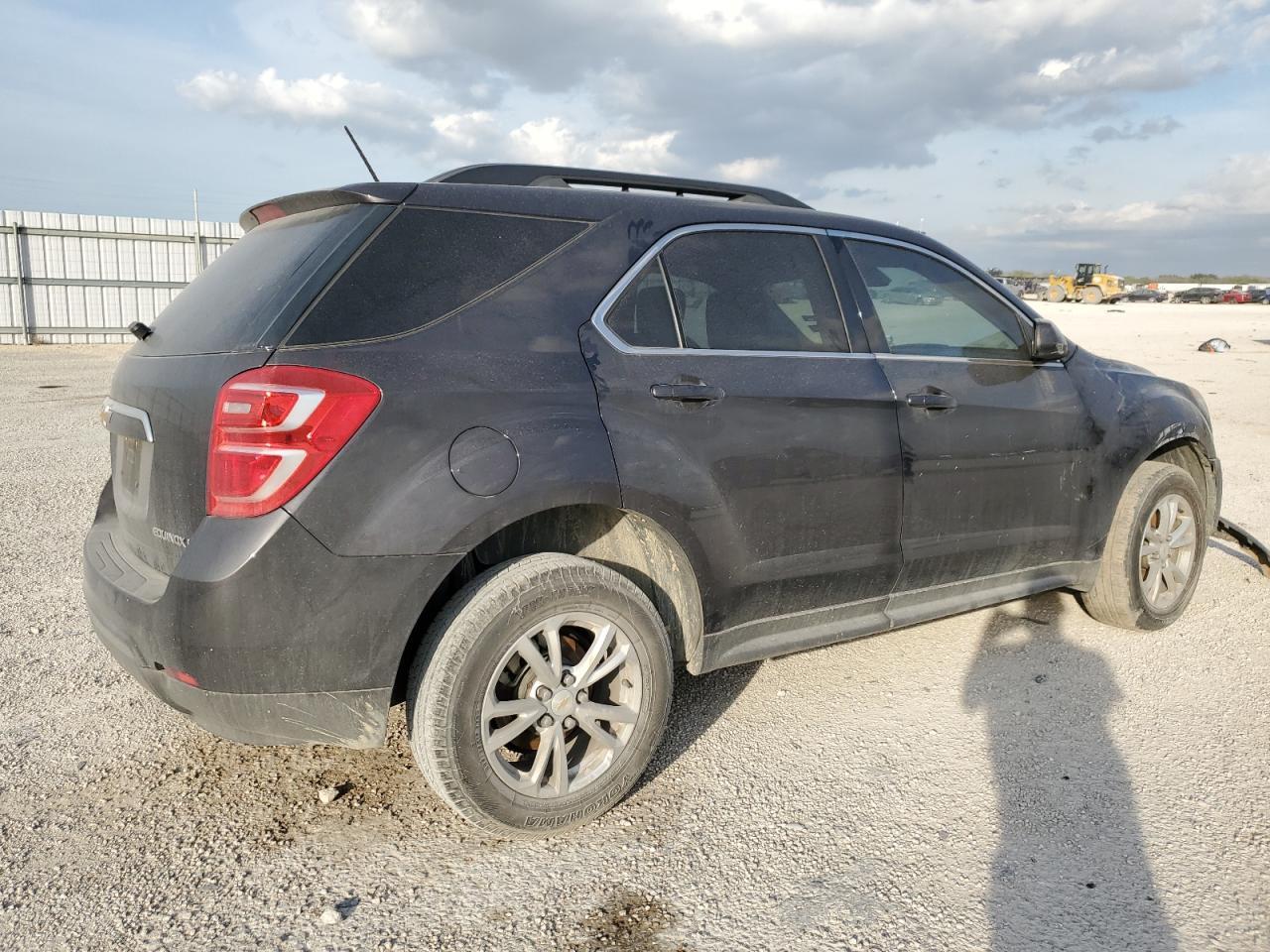 2016 Chevrolet Equinox Lt - Image 3