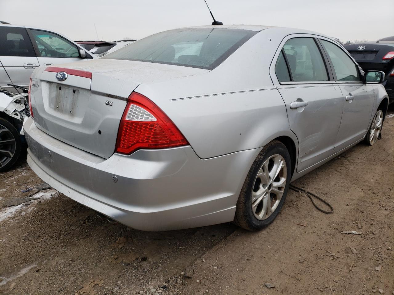 2012 Ford Fusion Se - Фото 3