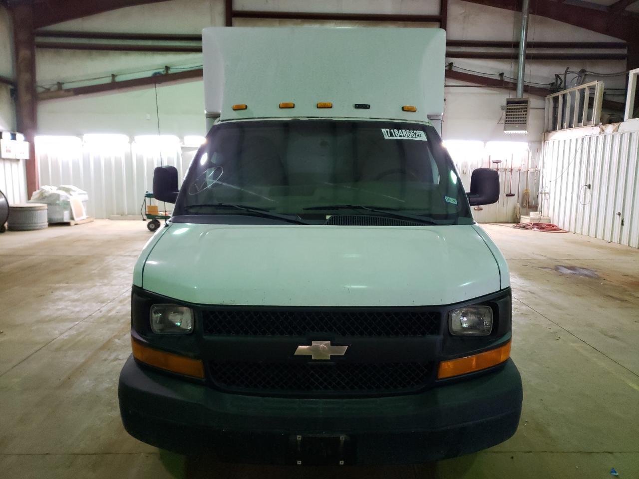 2011 Chevrolet Express G3500 - Фото 5