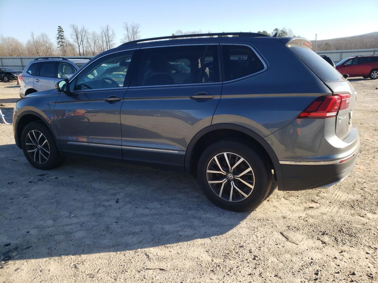 2020 Volkswagen Tiguan Se - Image 2