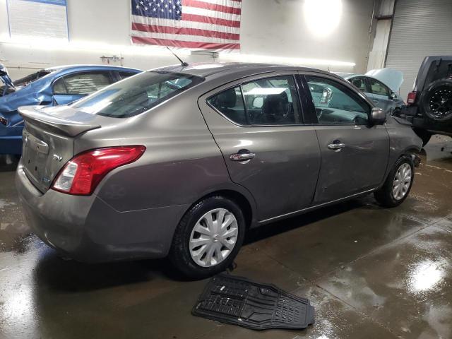 2014 Nissan Versa S - Image 3