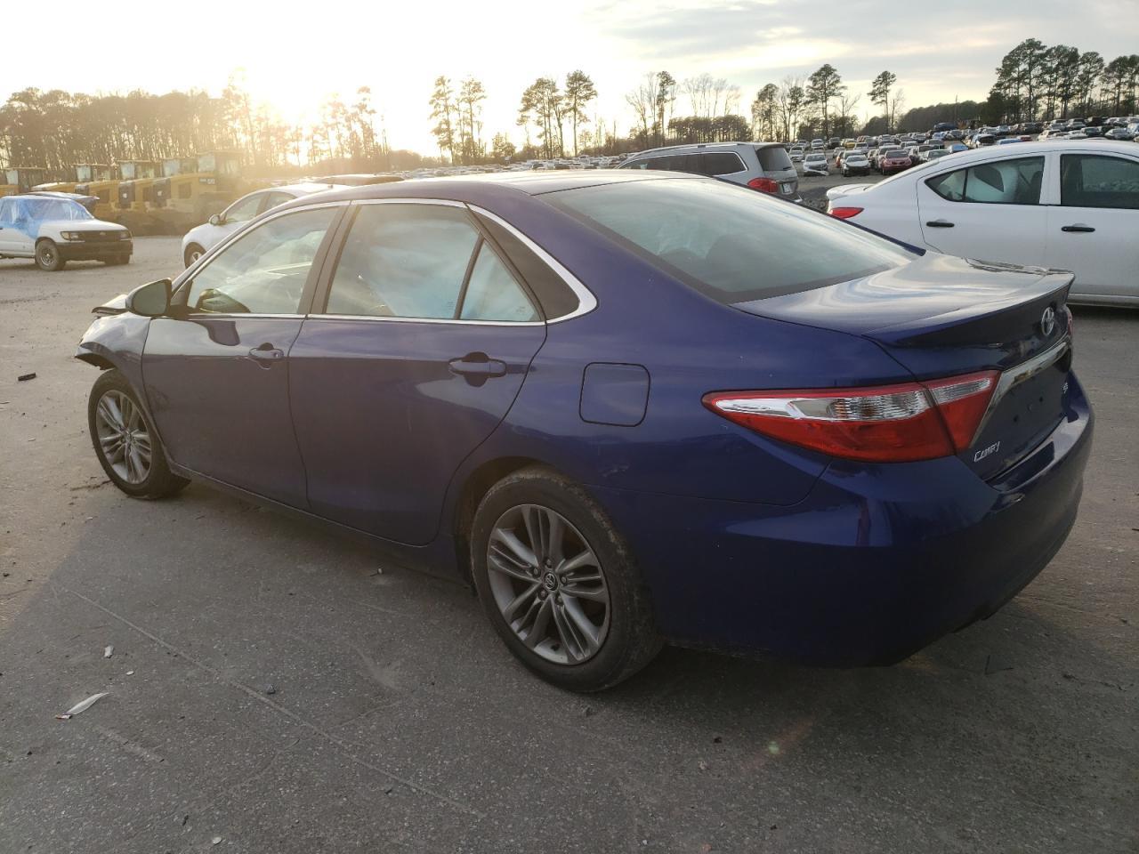 2016 TOYOTA CAMRY LE - Фото 2