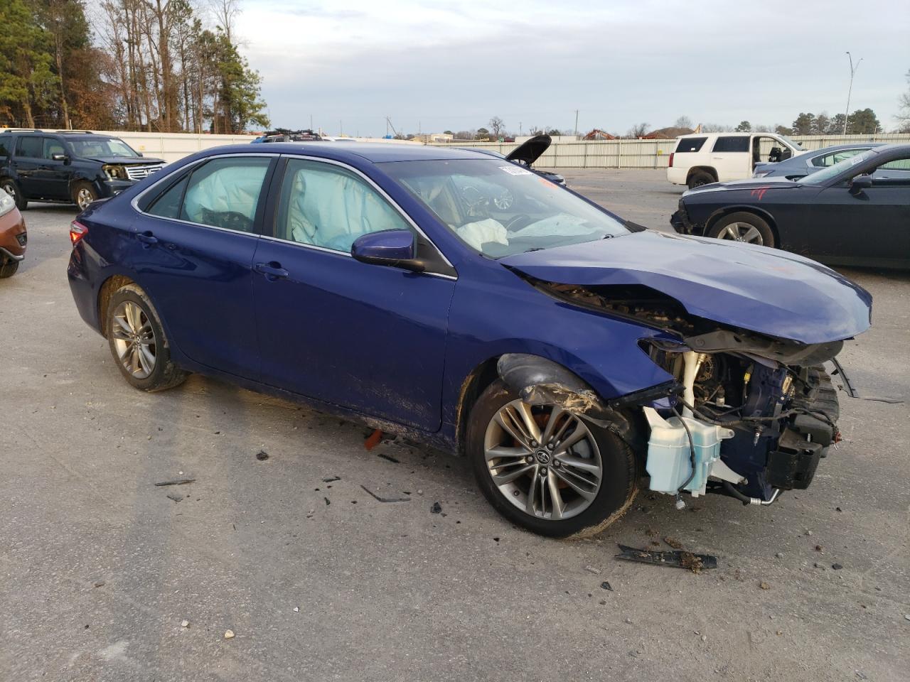 2016 TOYOTA CAMRY LE - Фото 4