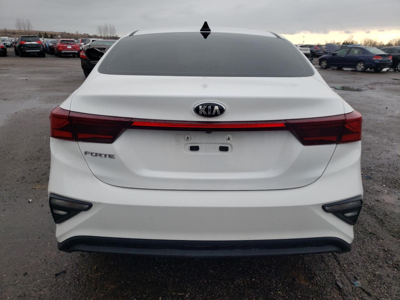 2021 KIA FORTE FE - Image 6
