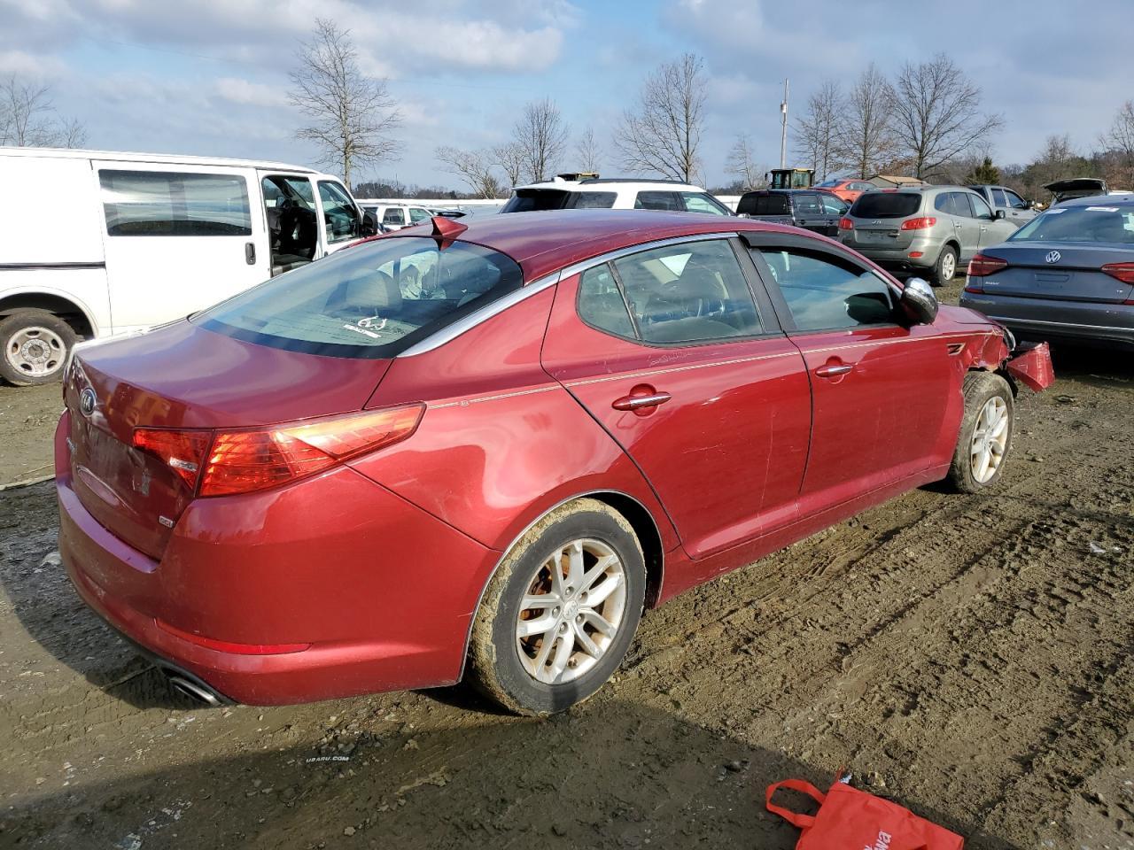 2013 KIA OPTIMA LX - Фото 3