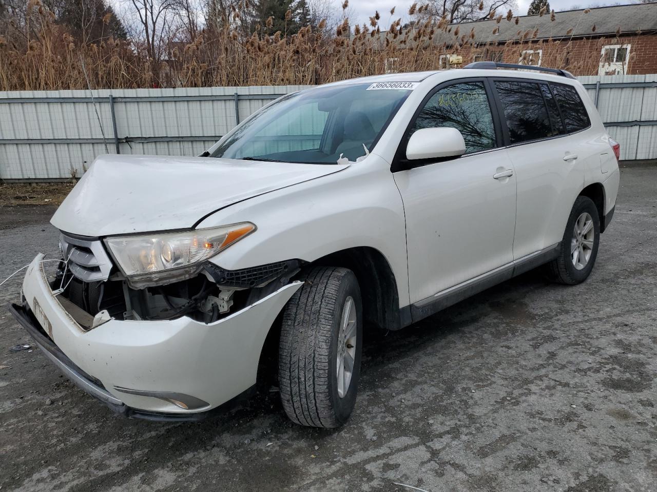 2011 TOYOTA HIGHLANDER