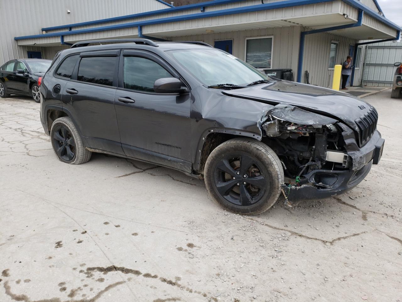 2015 Jeep Cherokee Latitude - Фото 4