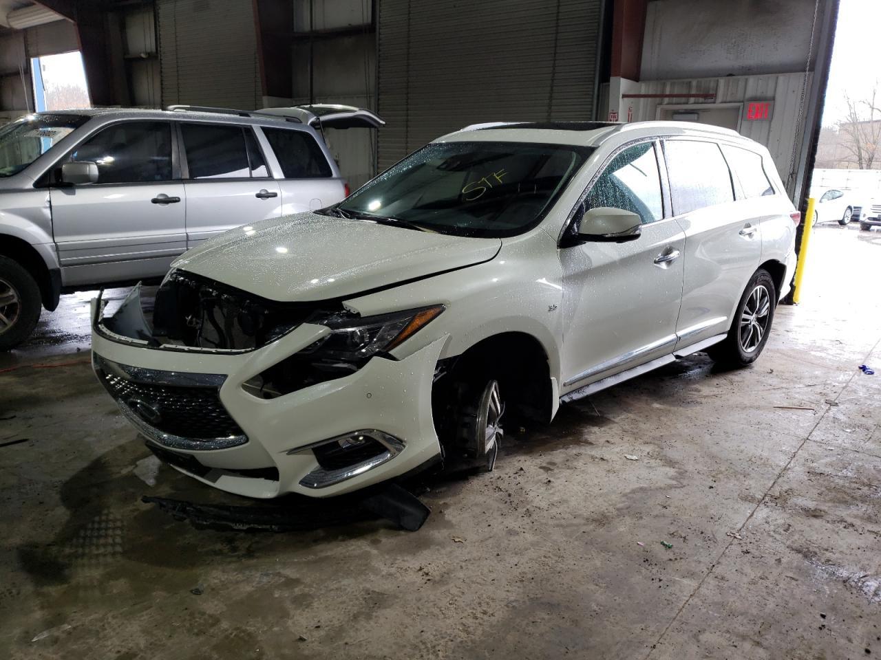 2019 INFINITI QX60 LUXE car image