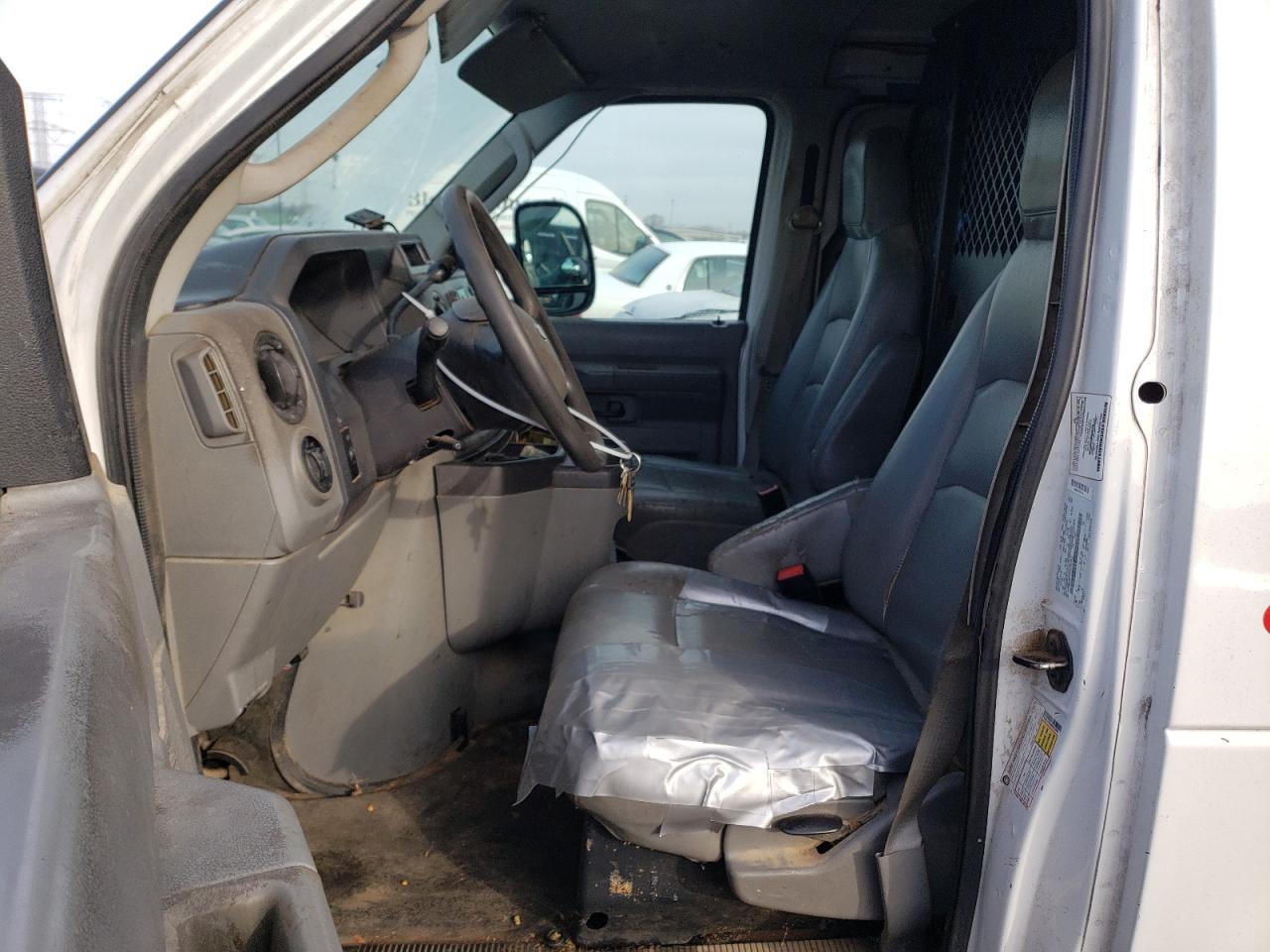 2009 Ford Econoline E150 Van - Image 7