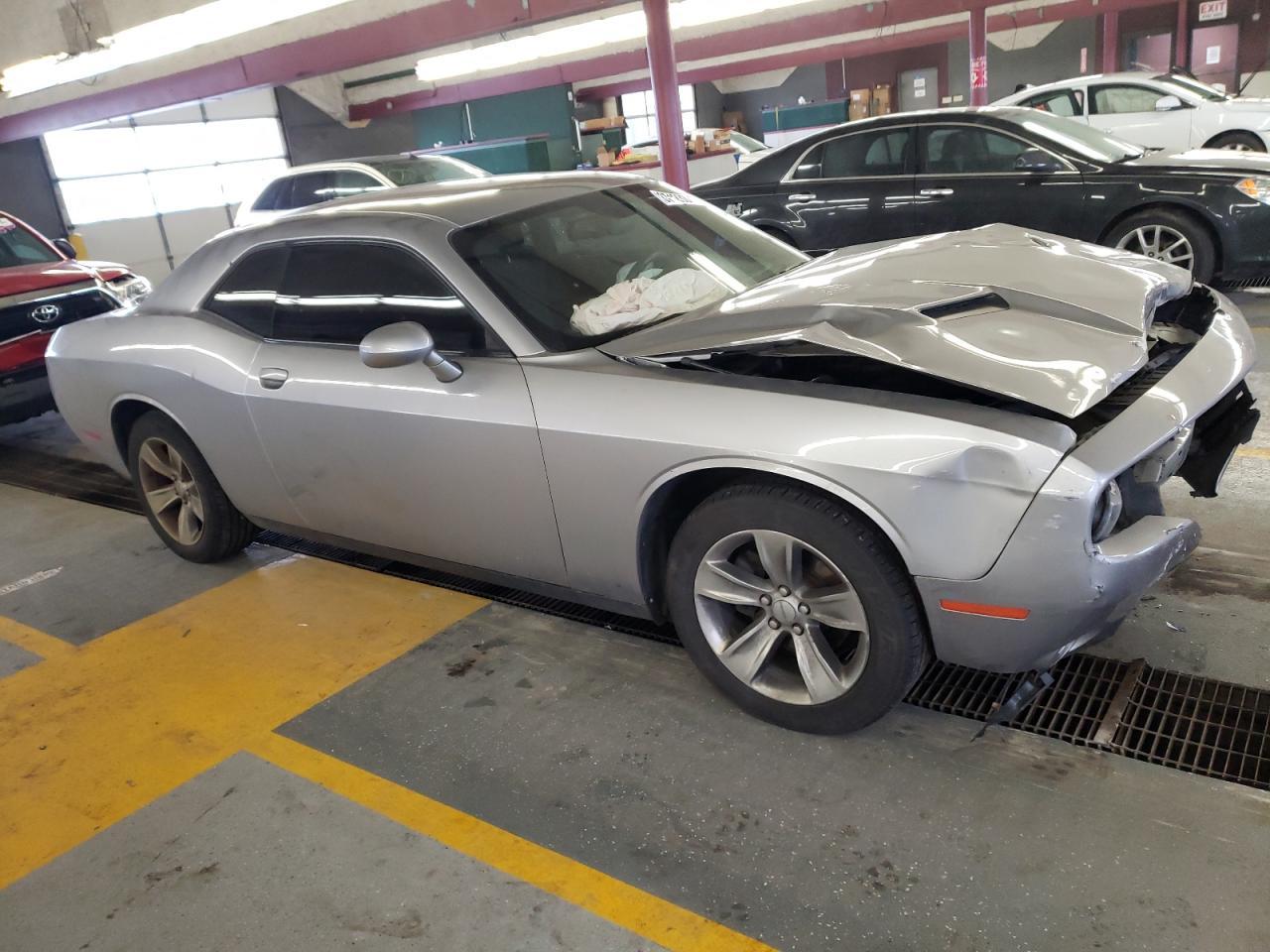 2015 DODGE CHALLENGER - Image 4