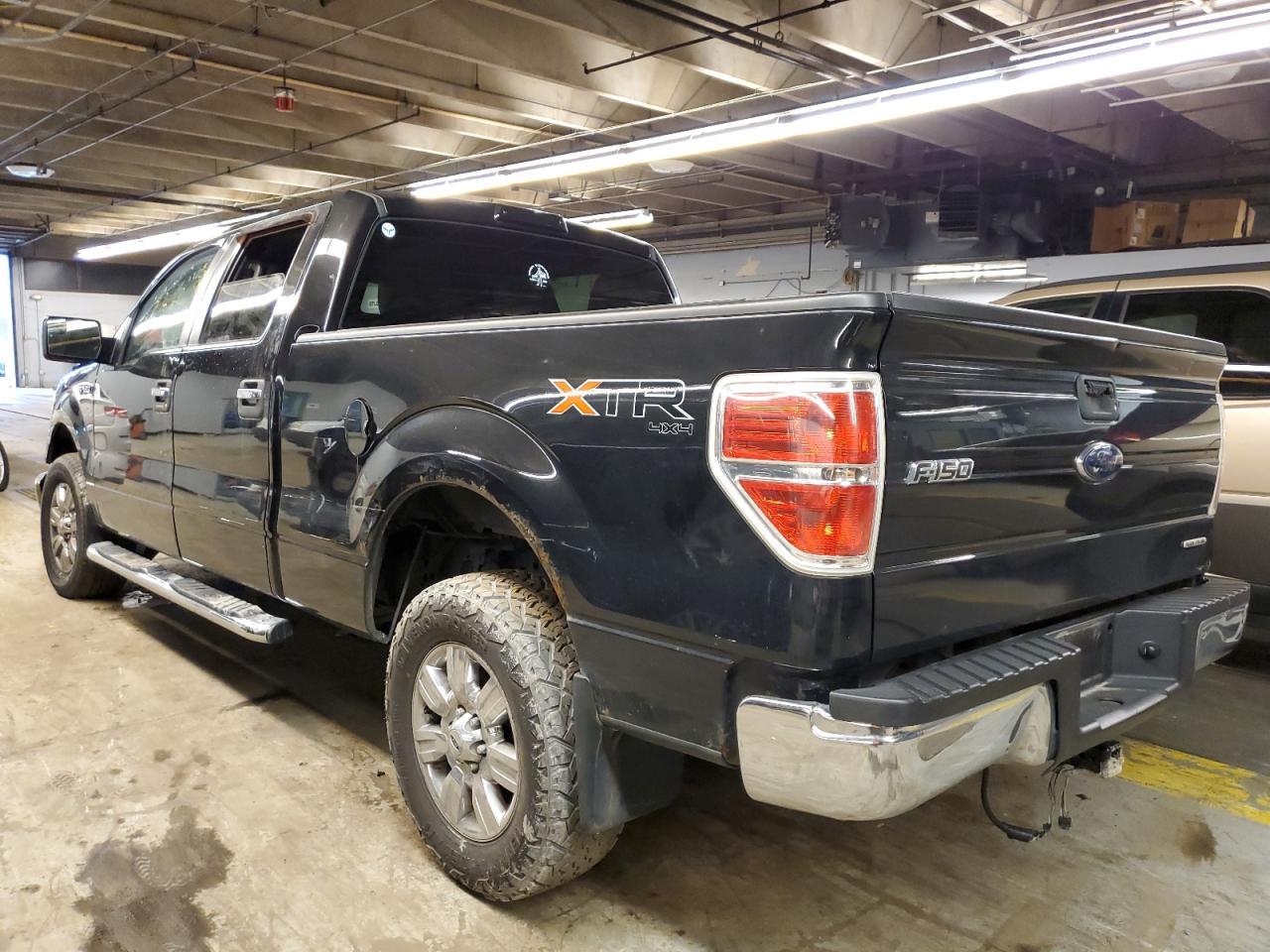 2011 Ford F150 Supercrew - Фото 2