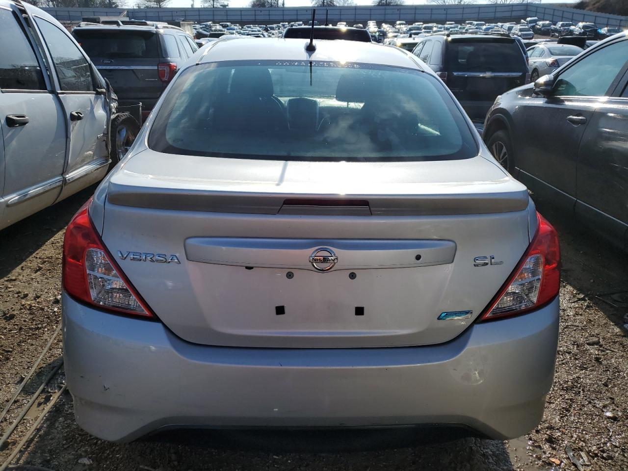 2016 NISSAN VERSA S - Image 6