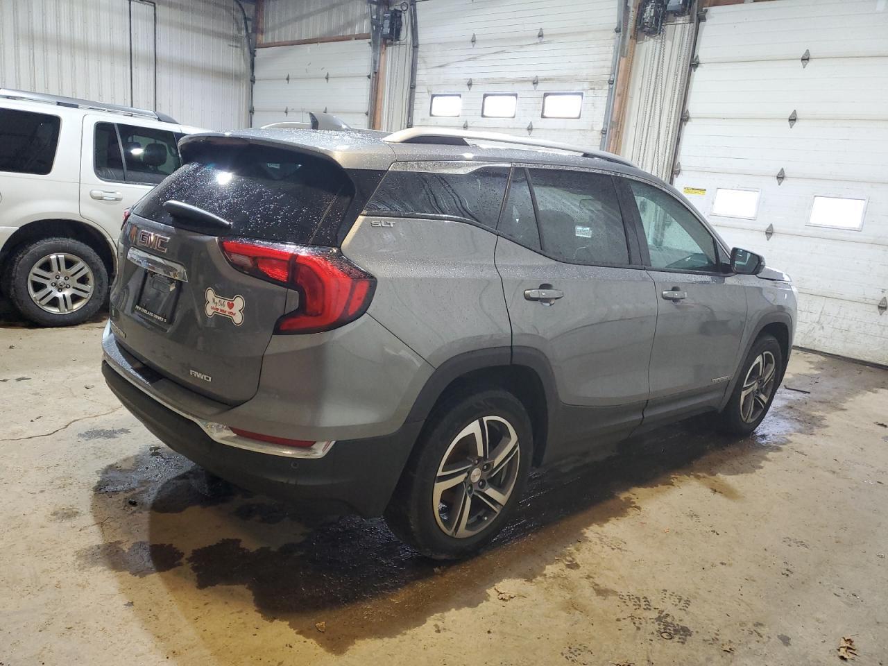2018 GMC TERRAIN SL - Image 3
