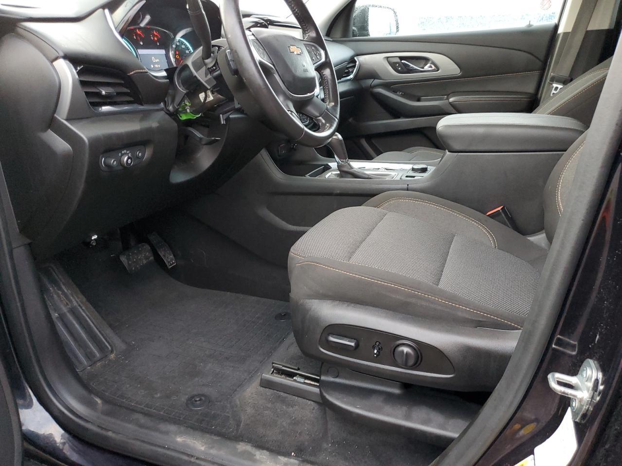 2020 CHEVROLET TRAVERSE L - Фото 7