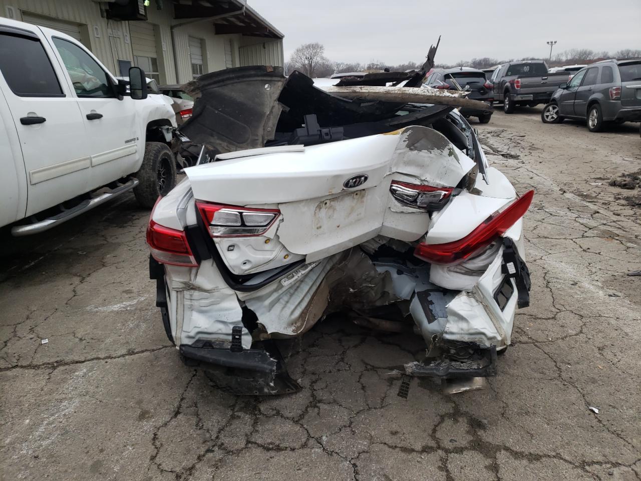 2016 KIA OPTIMA LX - Image 6