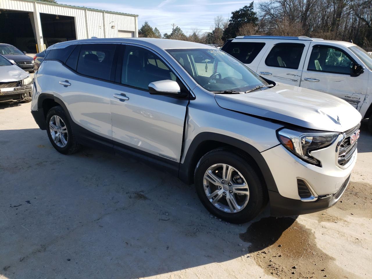 2018 GMC TERRAIN SL - Image 4