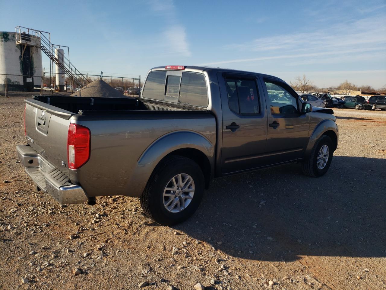 2016 NISSAN FRONTIER S - Фото 3