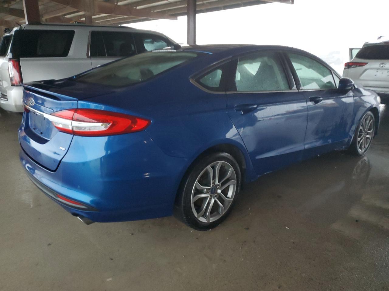 2017 FORD FUSION SE - Image 3