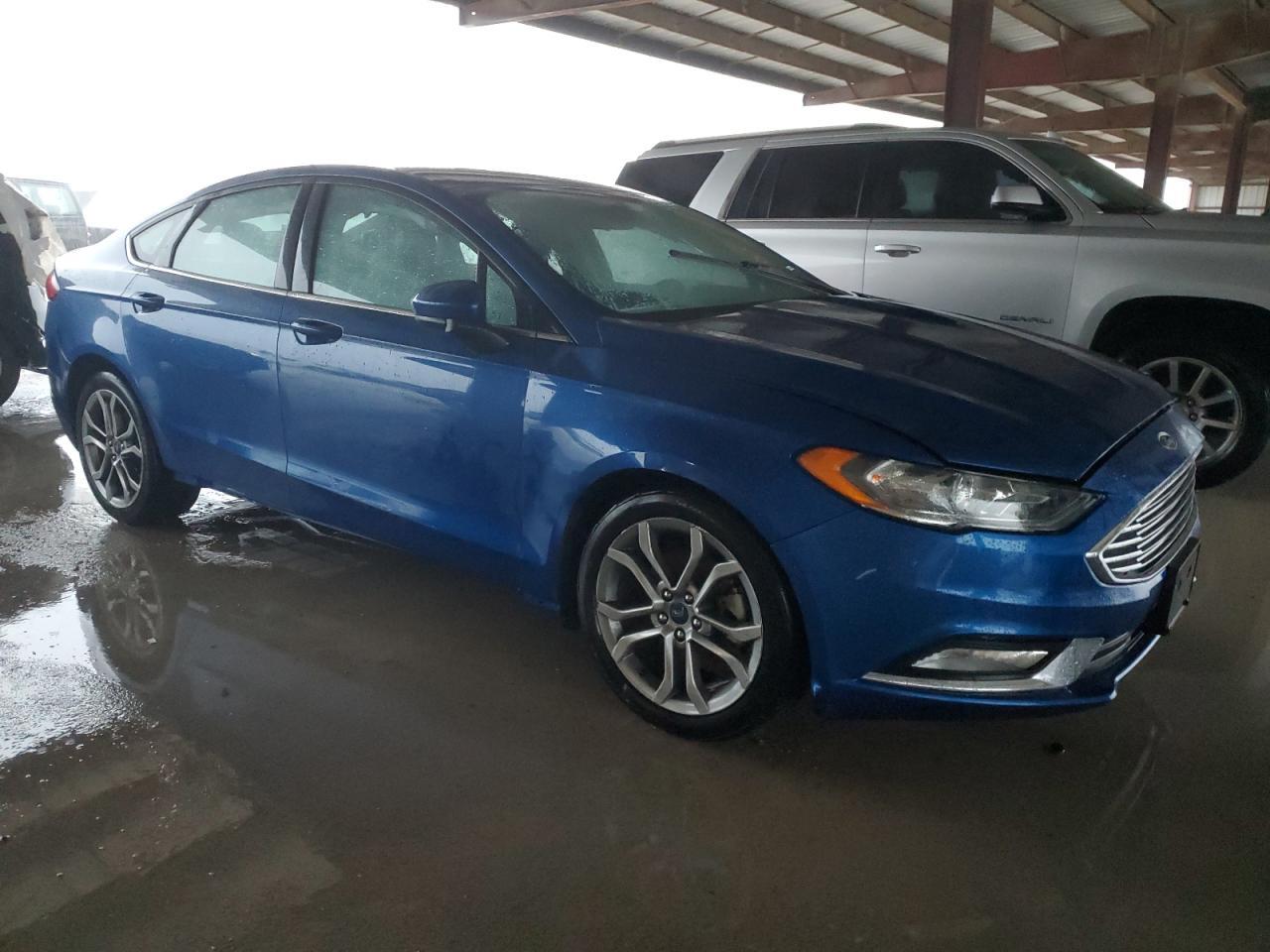 2017 FORD FUSION SE - Image 4