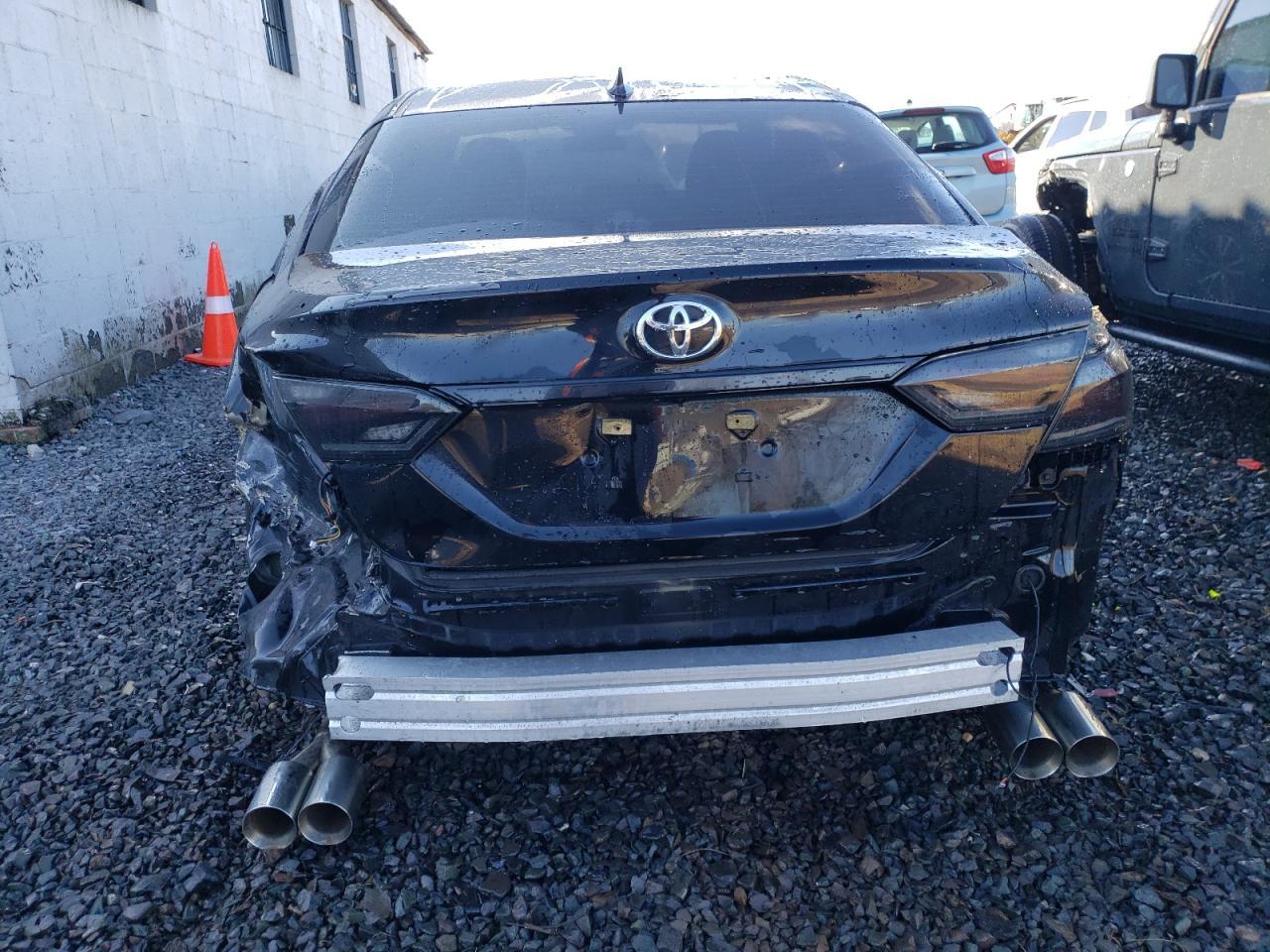 2019 TOYOTA CAMRY L - Image 6