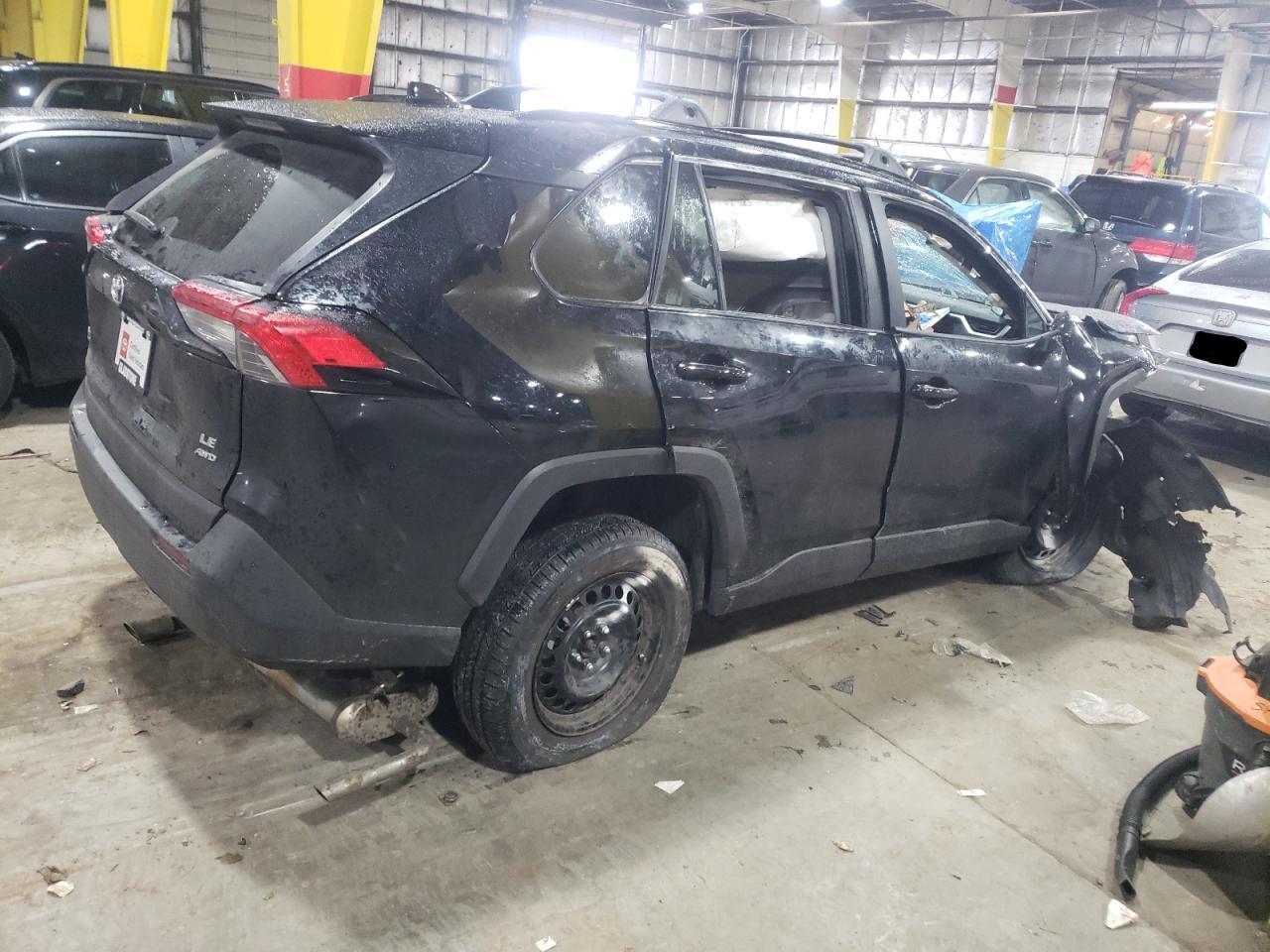 2020 Toyota Rav4 Le - Фото 3