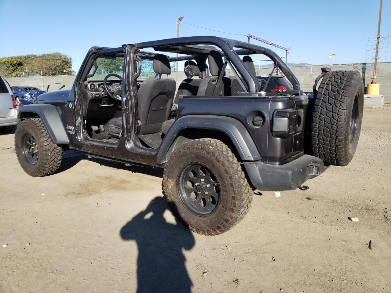 2019 Jeep Wrangler Unlimited Sport - Фото 2
