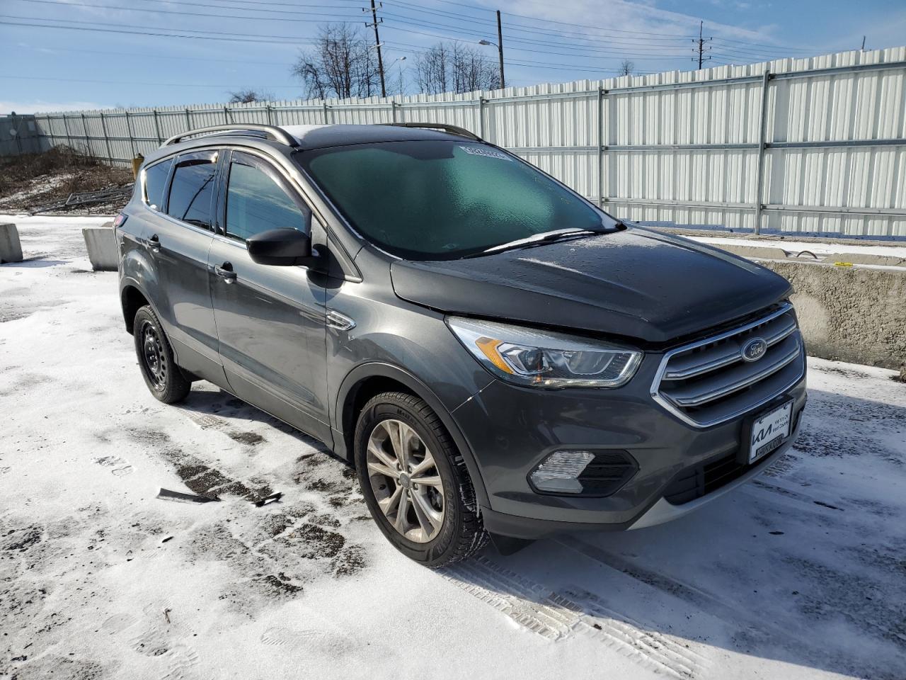 2017 FORD ESCAPE SE - Image 4