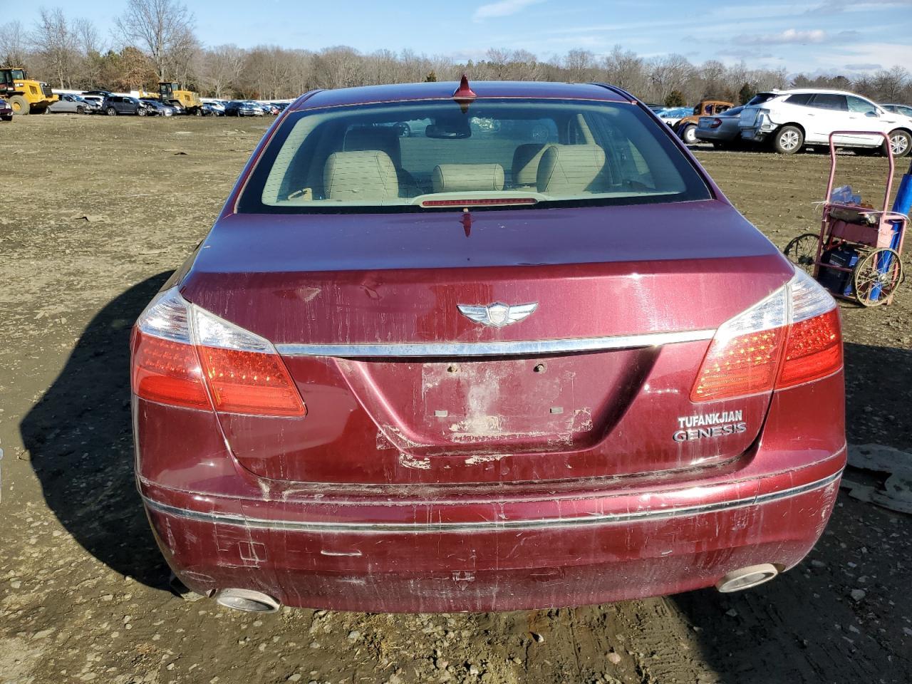 2011 HYUNDAI GENESIS 3. - Image 6
