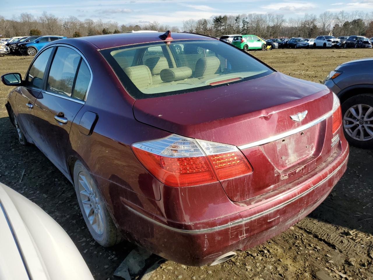 2011 HYUNDAI GENESIS 3. - Image 2