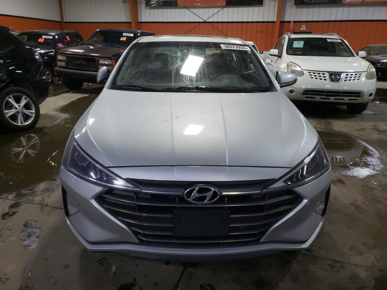 2019 HYUNDAI ELANTRA SE - Фото 5