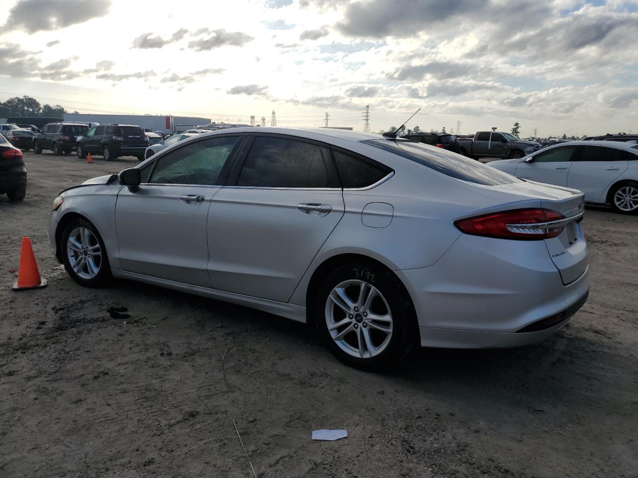 2018 Ford Fusion Se - Image 2