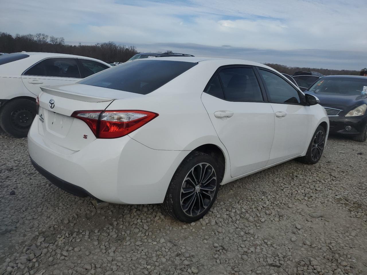 2014 Toyota Corolla L - Фото 3