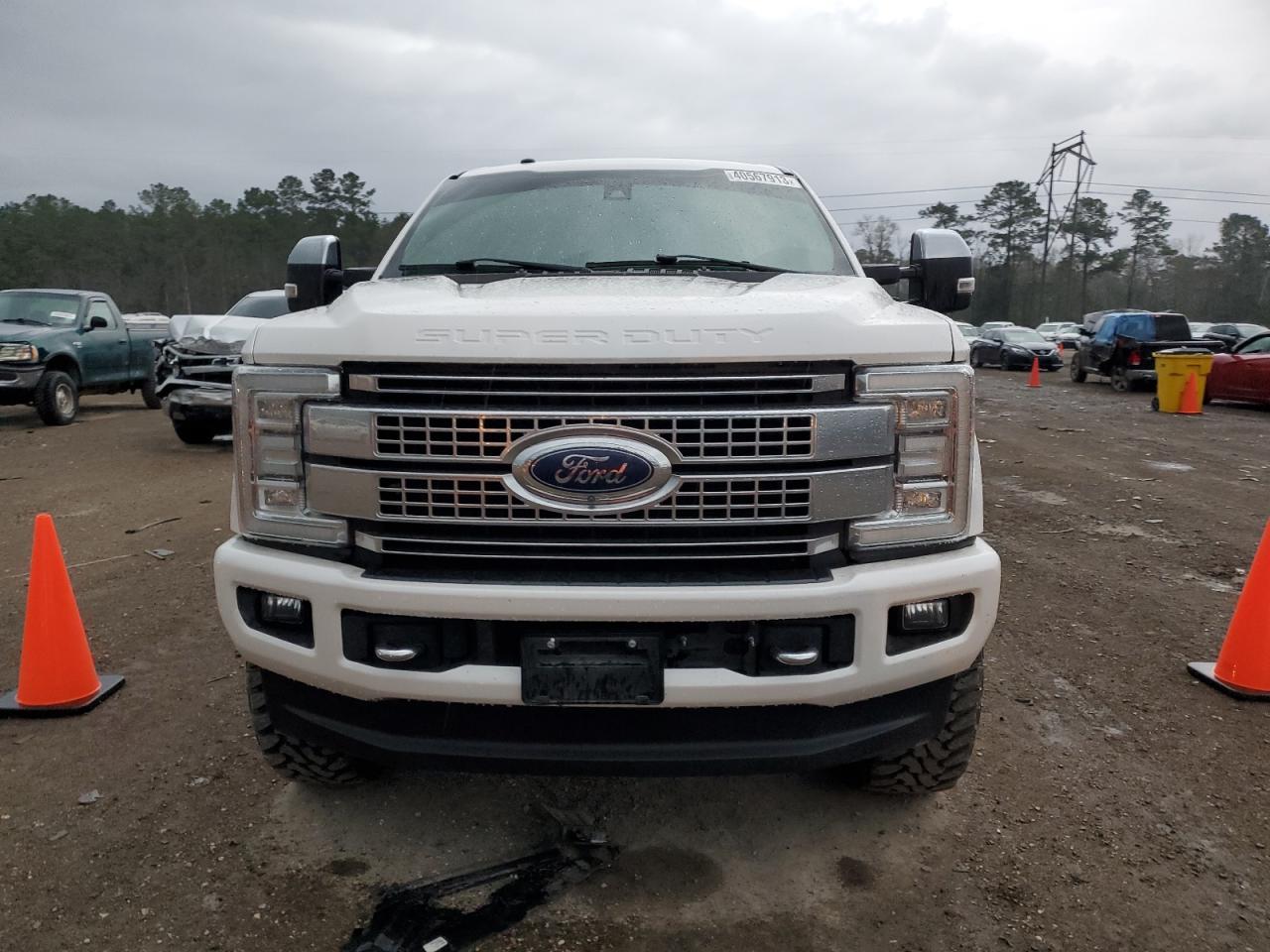 2017 FORD F250 SUPER - Image 5
