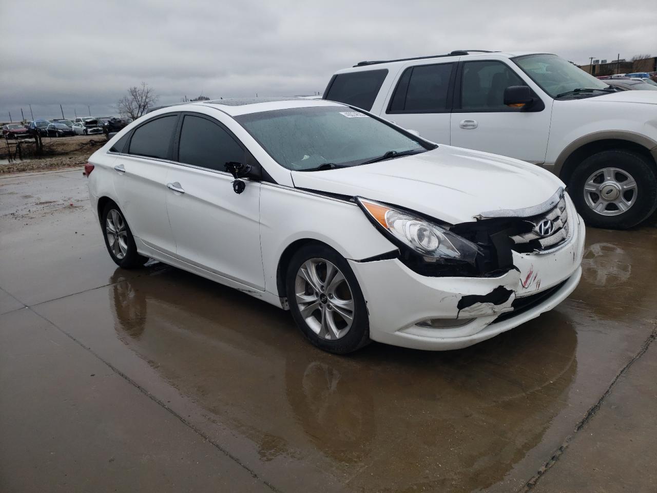 2013 HYUNDAI SONATA SE - Image 4