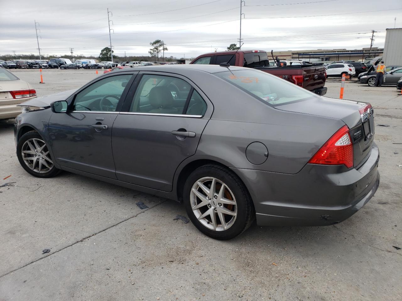 2012 Ford Fusion Sel - Image 2