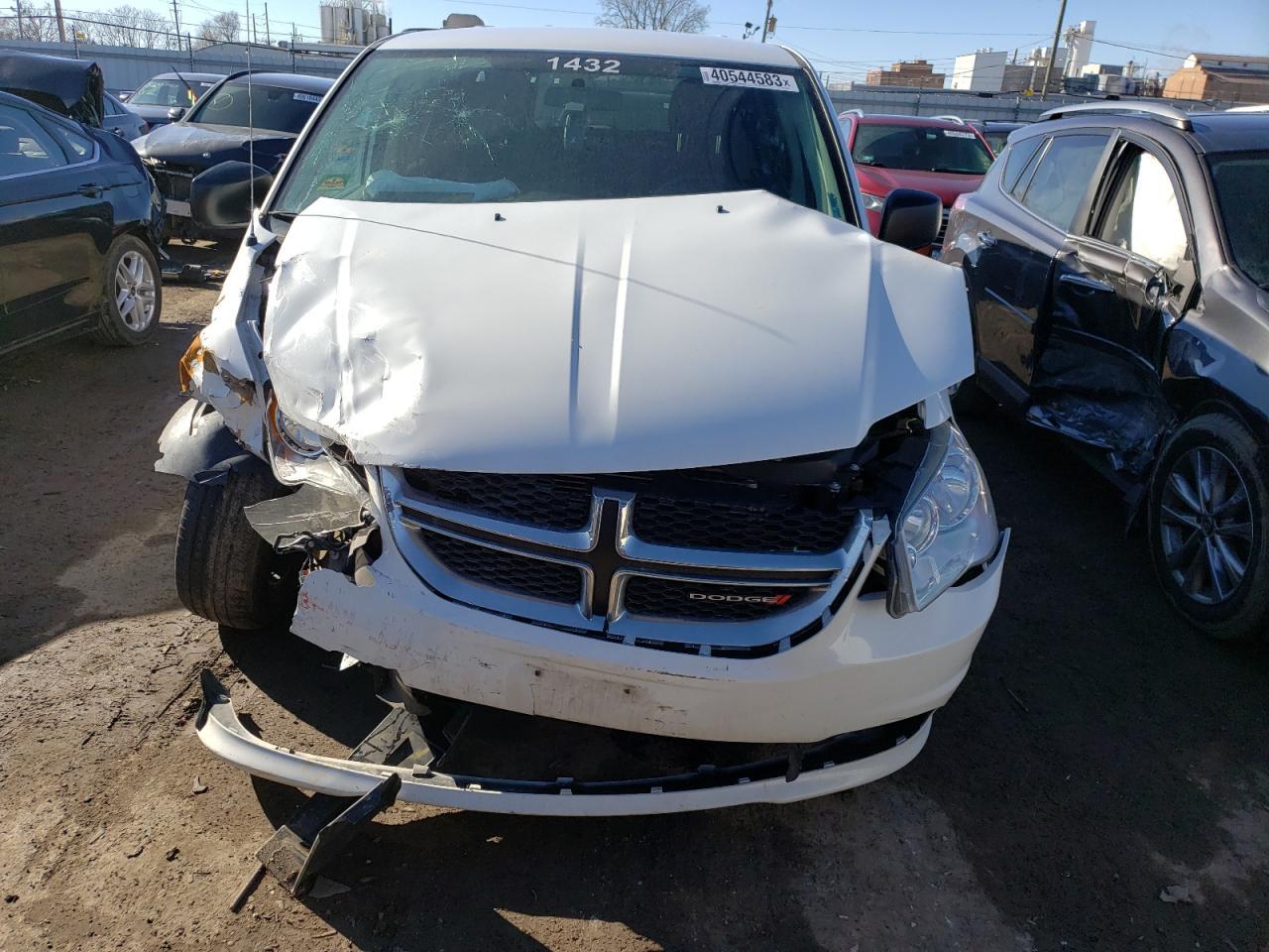 2017 Dodge Grand Caravan Se - Фото 5