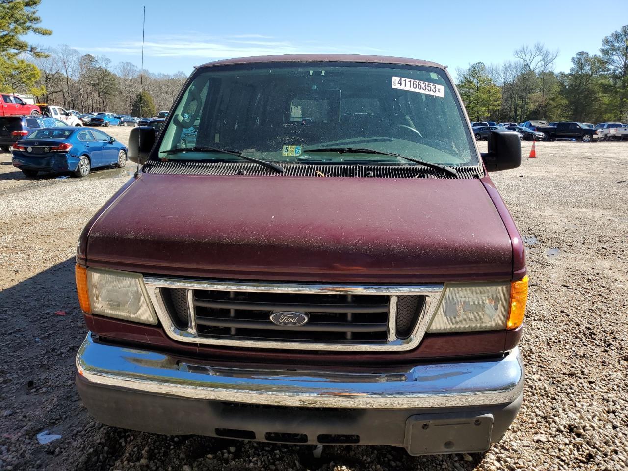 2006 Ford Econoline E350 Super Duty Wagon - Фото 5