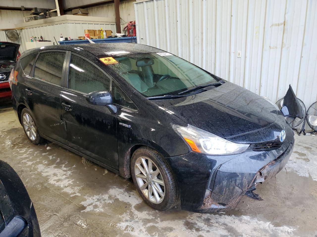 2016 TOYOTA PRIUS V - Фото 4