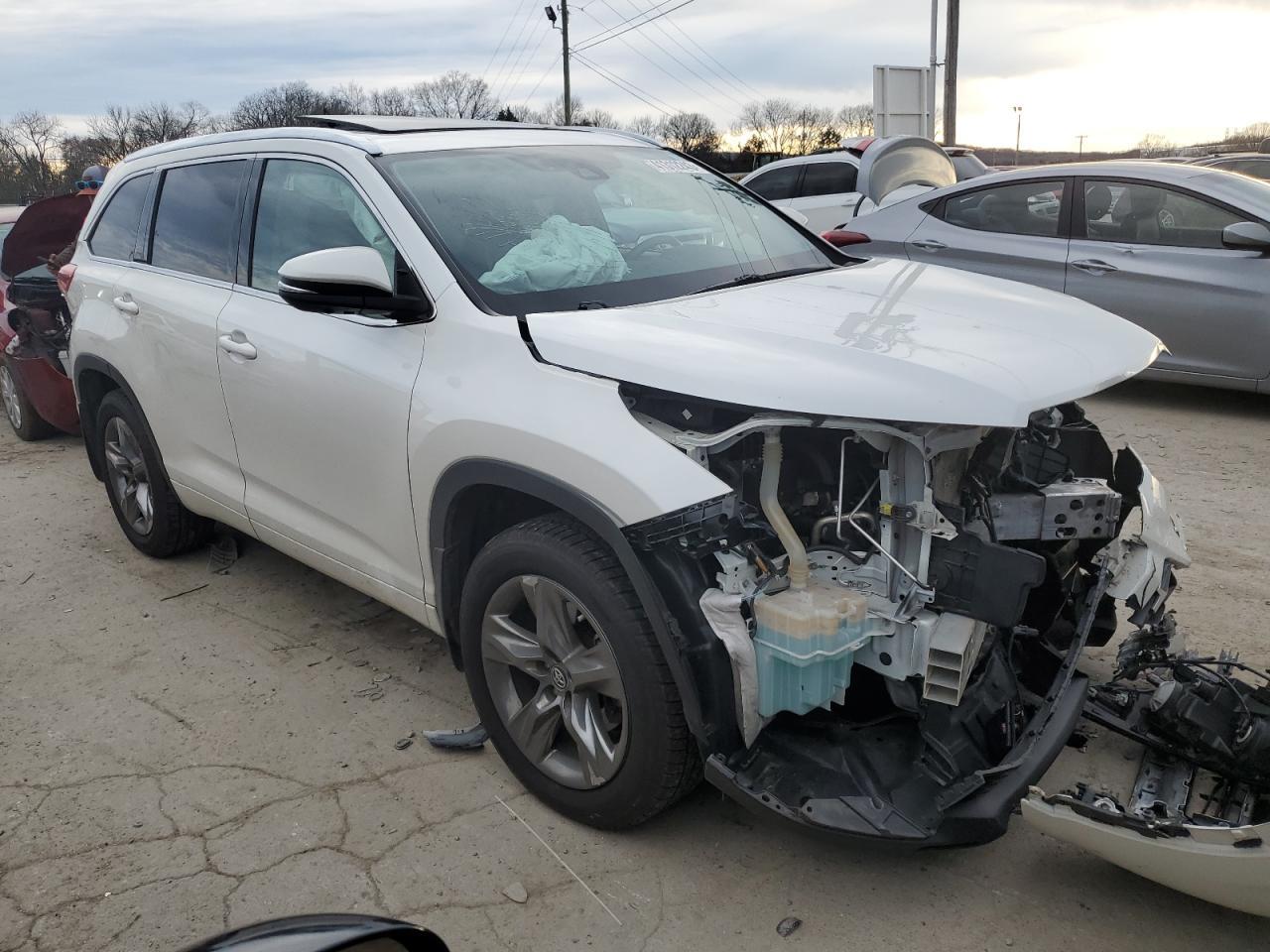 2018 TOYOTA HIGHLANDER - Image 4