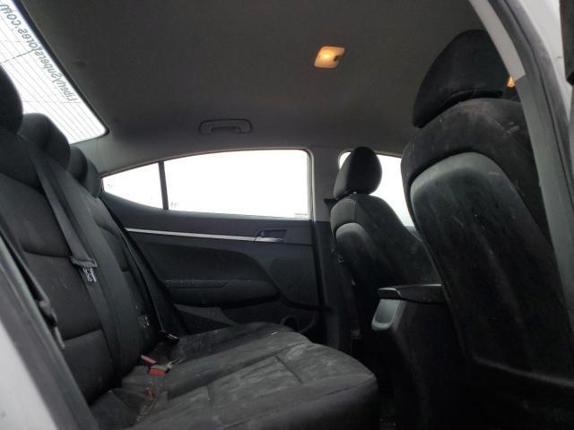 2020 Hyundai Elantra Se - Image 2