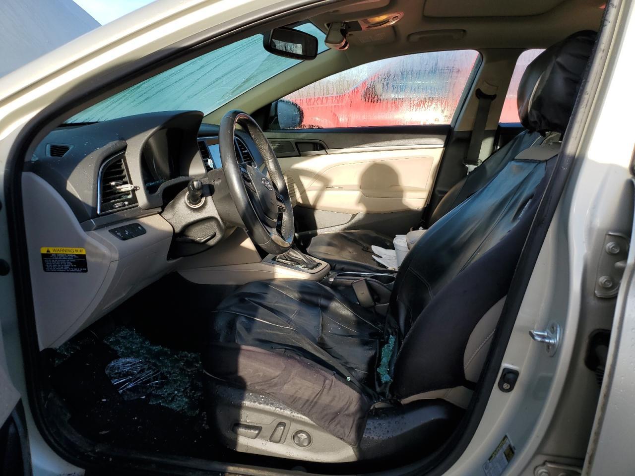 2017 HYUNDAI ELANTRA SE - Image 7
