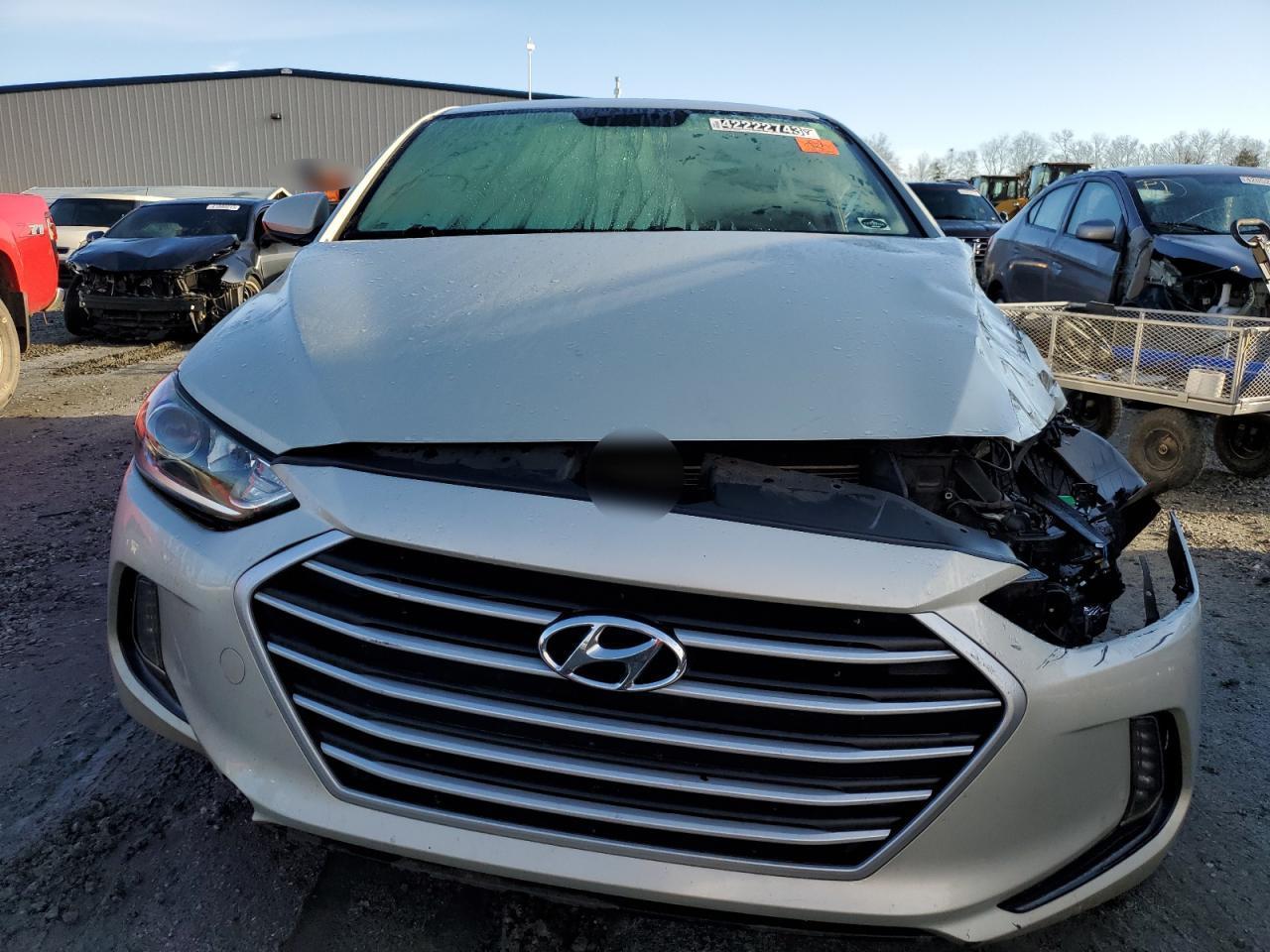 2017 HYUNDAI ELANTRA SE - Image 5
