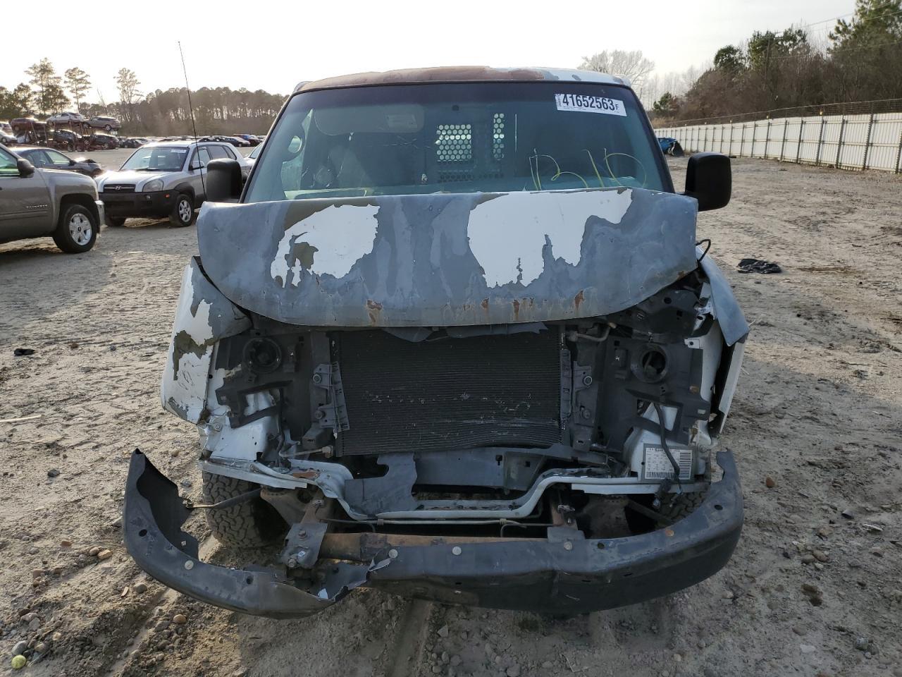 2004 Chevrolet Express G2500 - Фото 5