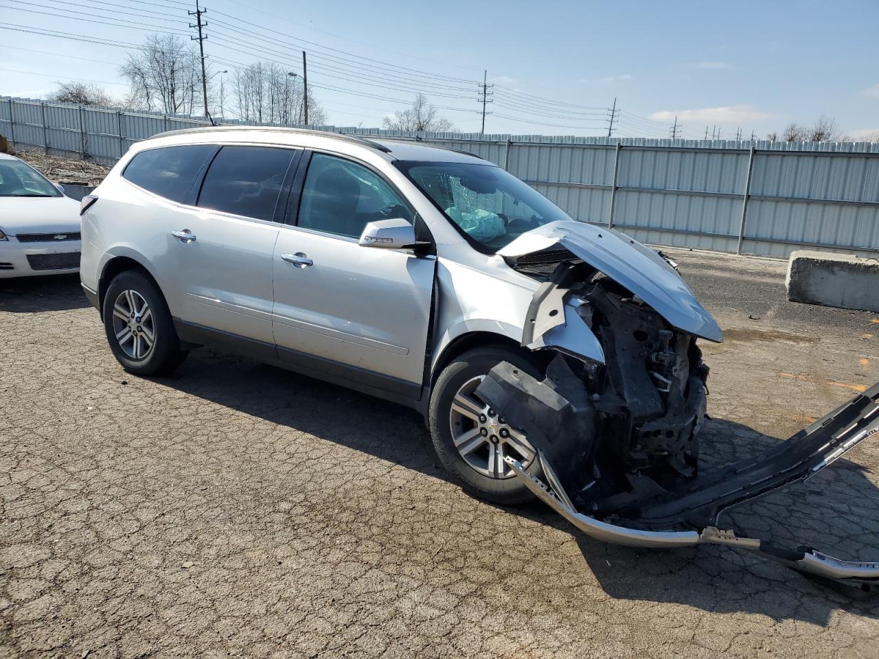 2017 Chevrolet Traverse Lt - Фото 4