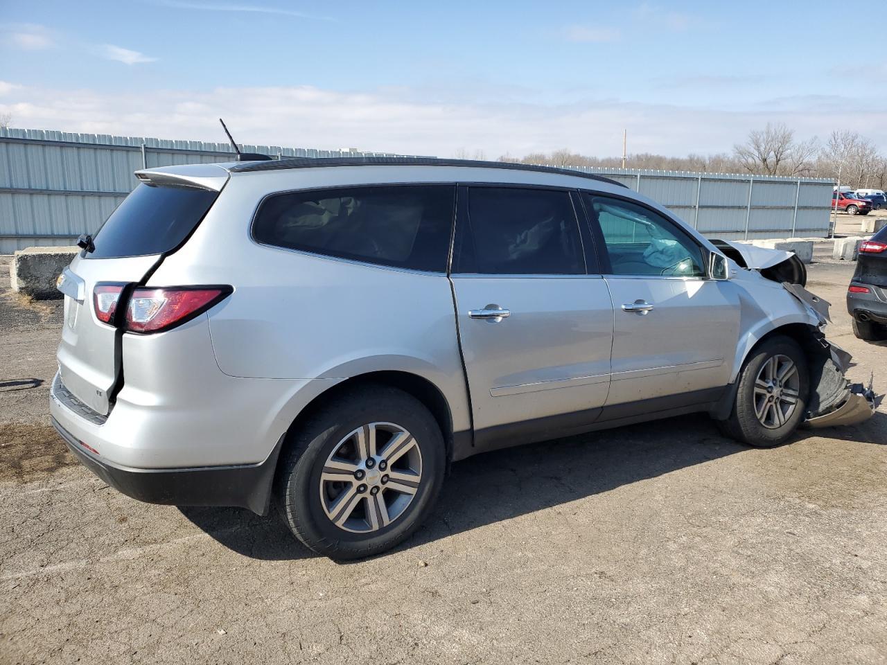 2017 Chevrolet Traverse Lt - Фото 3