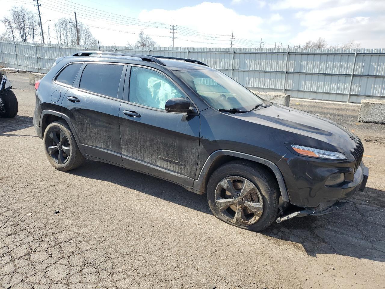 2016 Jeep Cherokee Latitude - Фото 4
