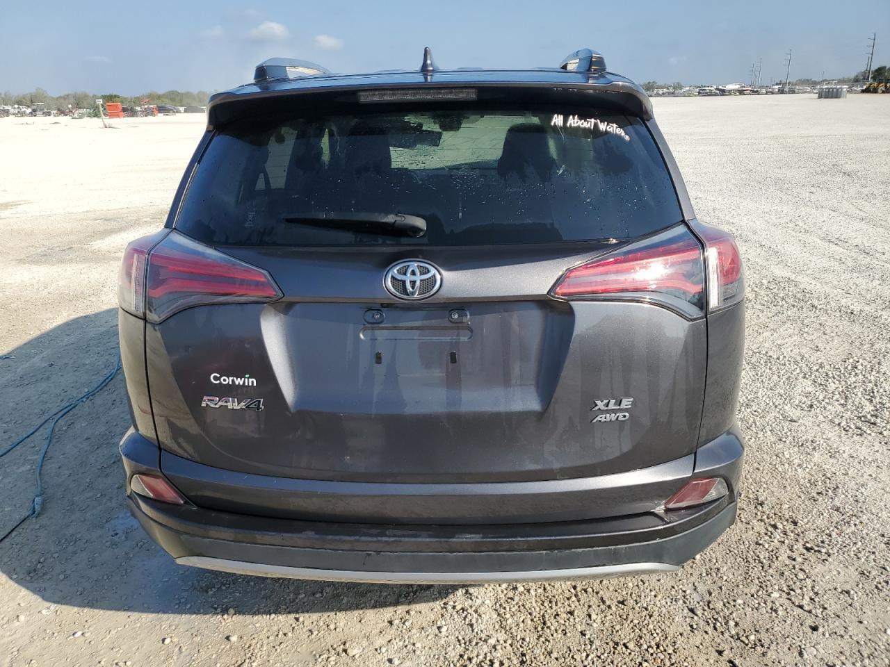 2017 TOYOTA RAV4 XLE - Image 6