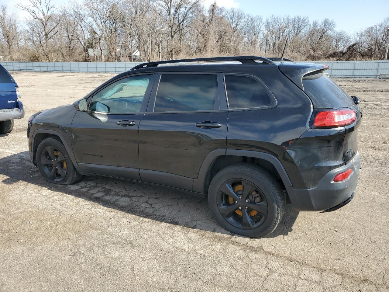 2016 Jeep Cherokee Latitude - Фото 2