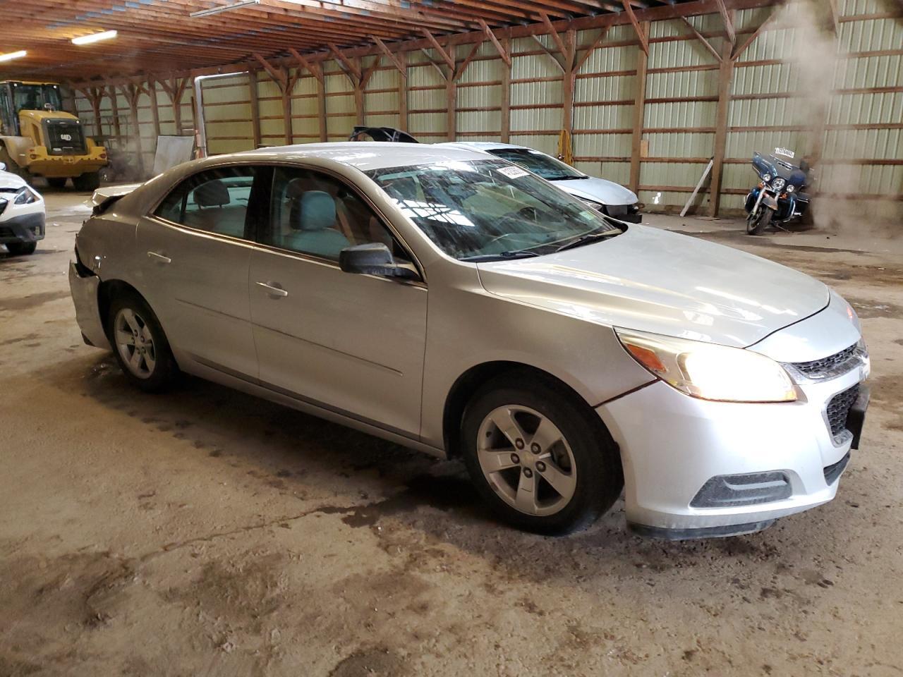 2015 Chevrolet Malibu Ls - Image 4